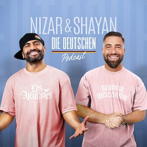 Die Deutschen: Tickets für die Lve-Tour des Podcast-Duos hier sichern.