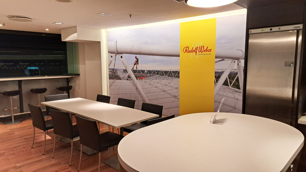 Die Loge von Rudolf Weber Gebäudedienste in der Barclays Arena Hamburg.